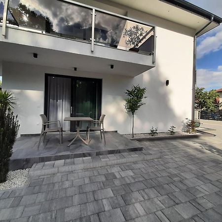 Ancsi Apartmanhaz バラトンレッレ エクステリア 写真