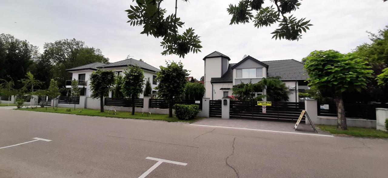 Ancsi Apartmanhaz バラトンレッレ エクステリア 写真