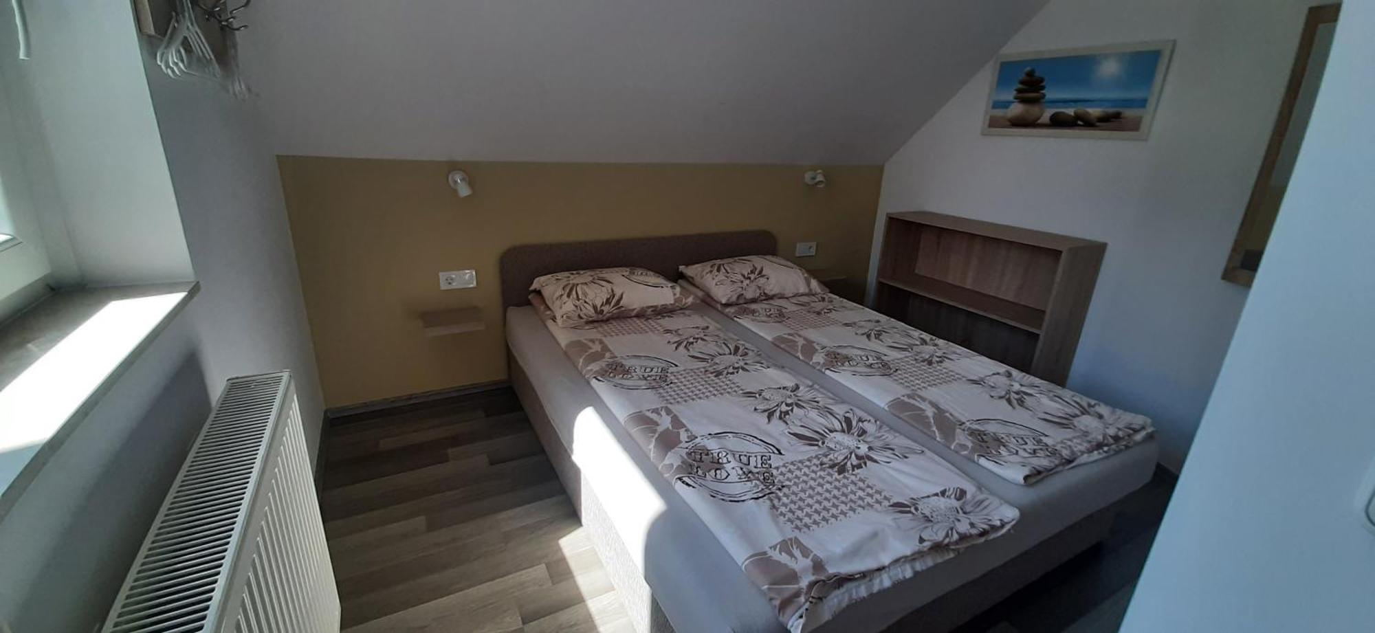 Ancsi Apartmanhaz バラトンレッレ エクステリア 写真